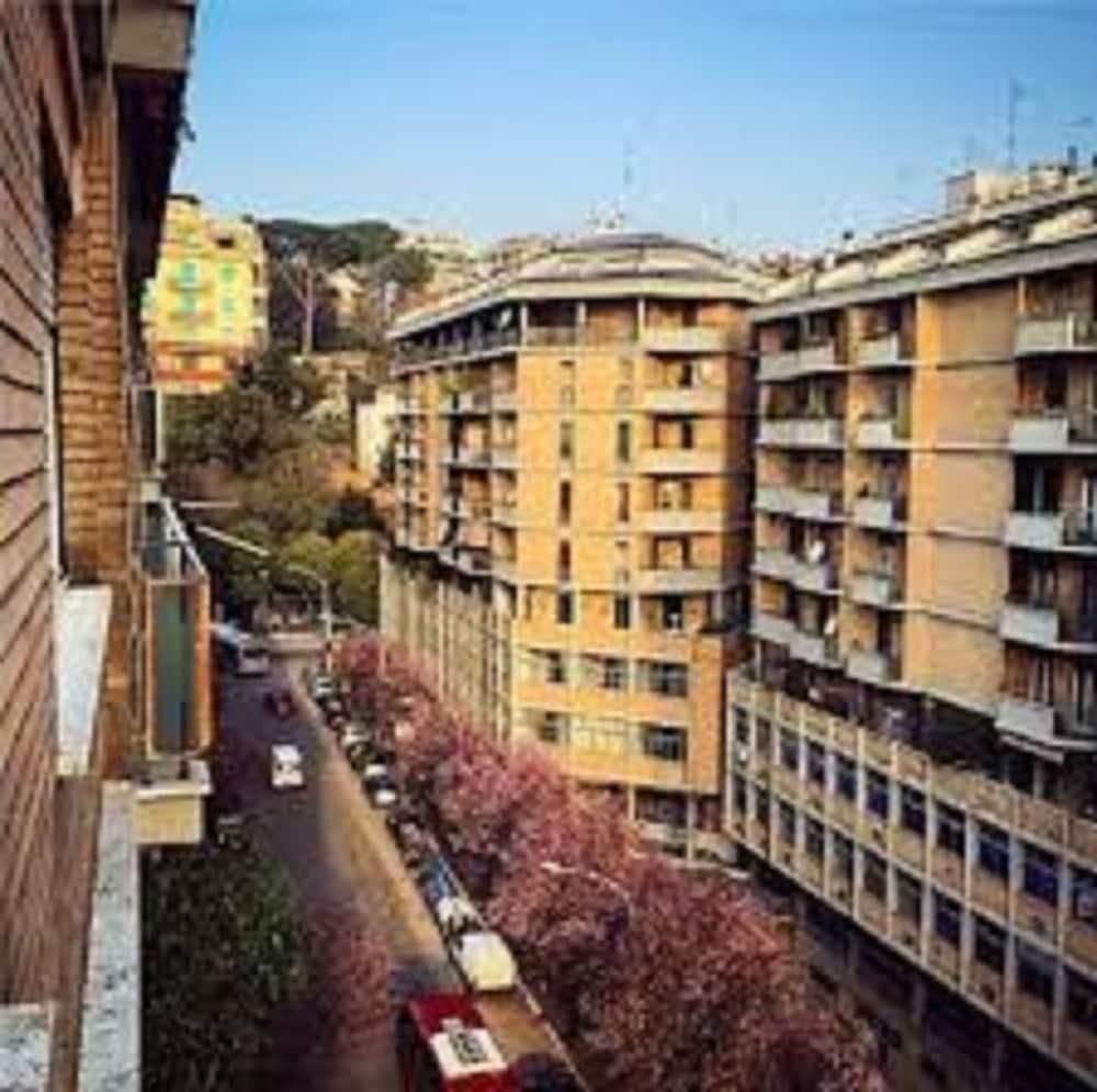 Boutique Trastevere 3* Rom